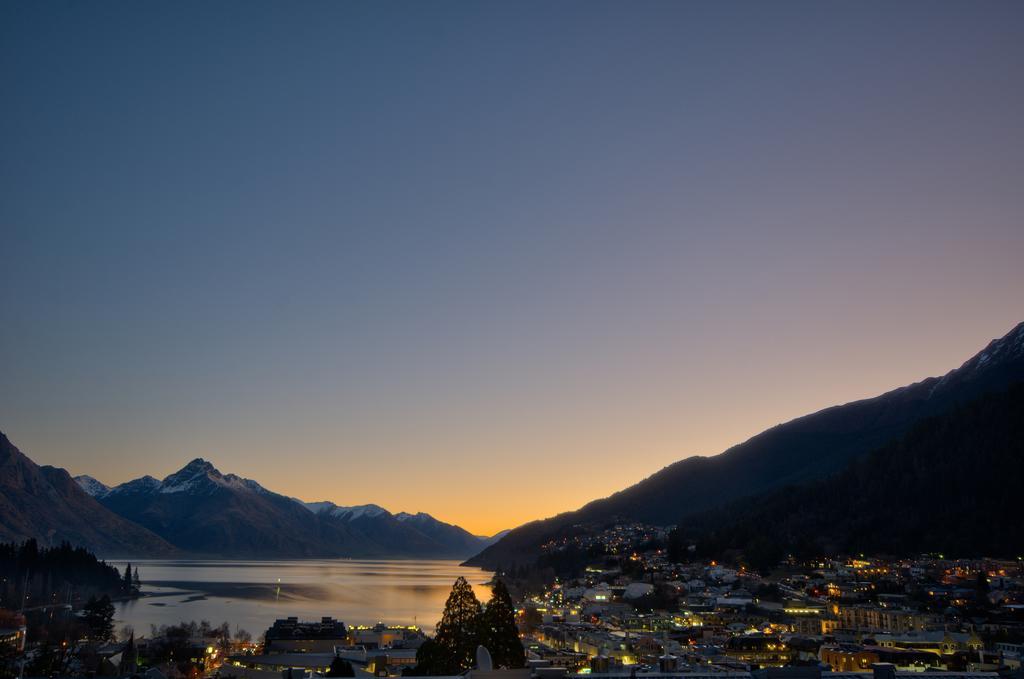 Centrally Superior Appartamento Distretto di Distretto di Queenstown Esterno foto